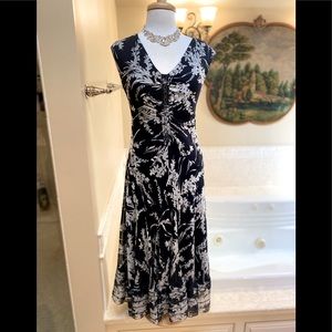 Jones New York Collection Long Black, White and Gray beaded silky fitted dress